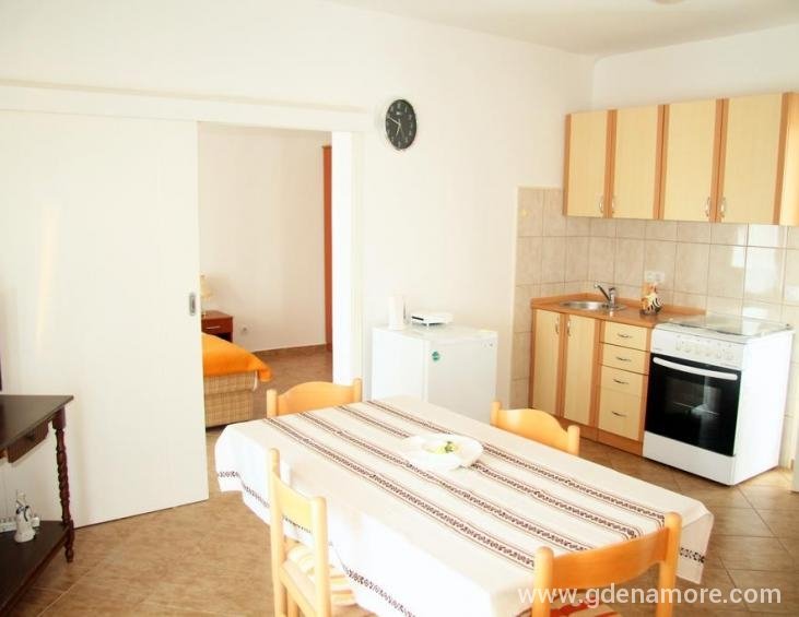 APARTMAN